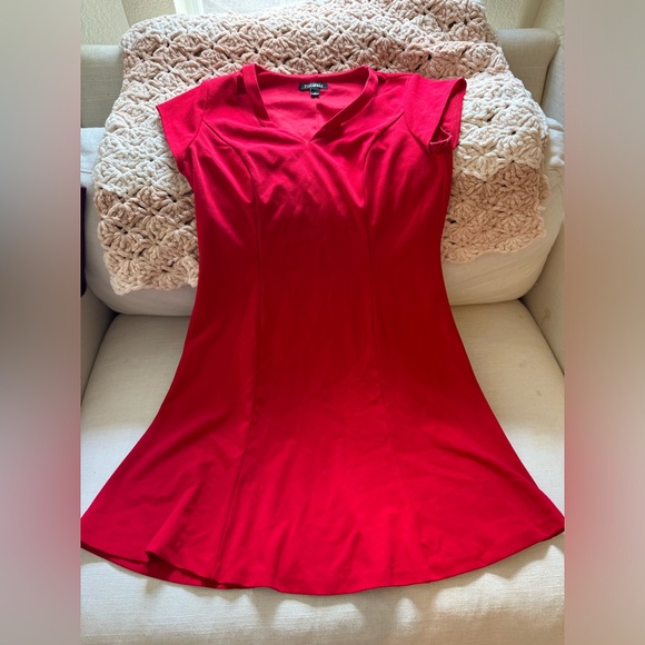 Red Neck Cut out Dress - Picture 1 of 2